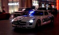 Police Mercedes SLS AMG Visits Dubai Mall to Show Who’s Boss [Video]