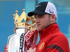 Wayne Rooney chased by Arsenal