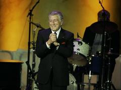 Review: Tony Bennett wows 'em in San Francisco