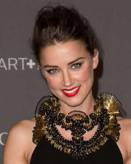 Johnny Depp takes Amber Heard out for dinner with a Rolling Stone