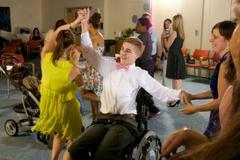 young patients celebrate prom at pse&g children's specialized hospital