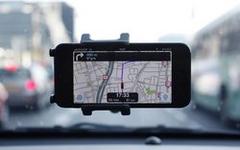Google eyes Israeli mapping start-up Waze